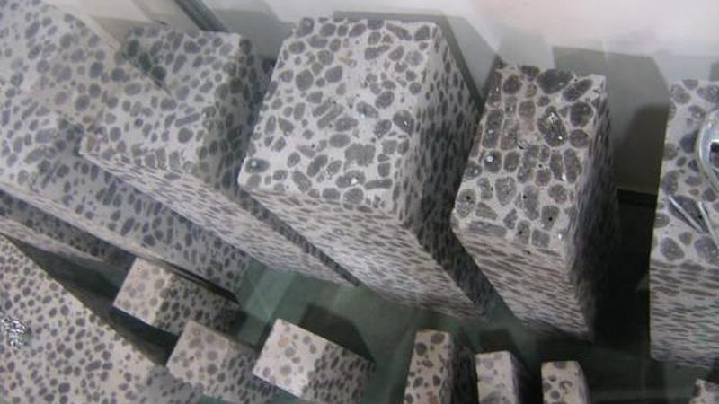 聚氨酯喷涂保温施工：这些注意事项不容忽视**