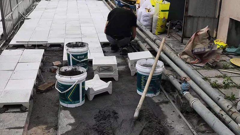 丙烯酸防水涂料具有以下特点：